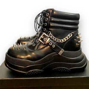 Screamin Loud Chunky Platform Sneakers